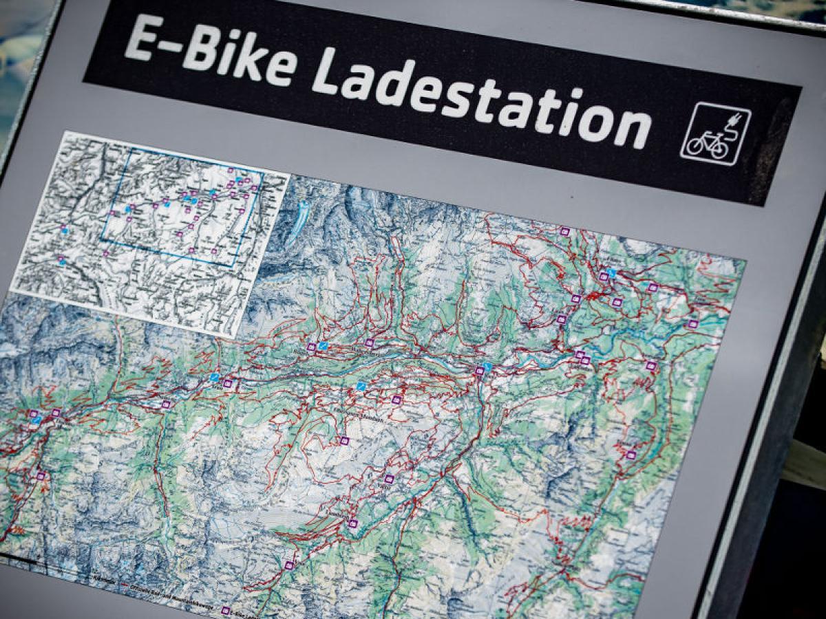 Ladestation E-Mountainbike Surselva